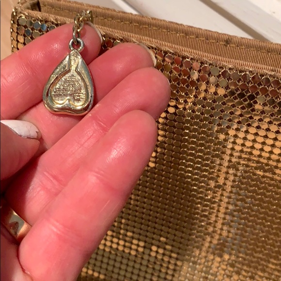 Whiting and Davis gold clutch purse - Picture 3 of 9